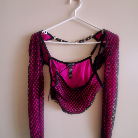 COPY - COPY - Fishnet cami crop top set - Picture 3 of 6